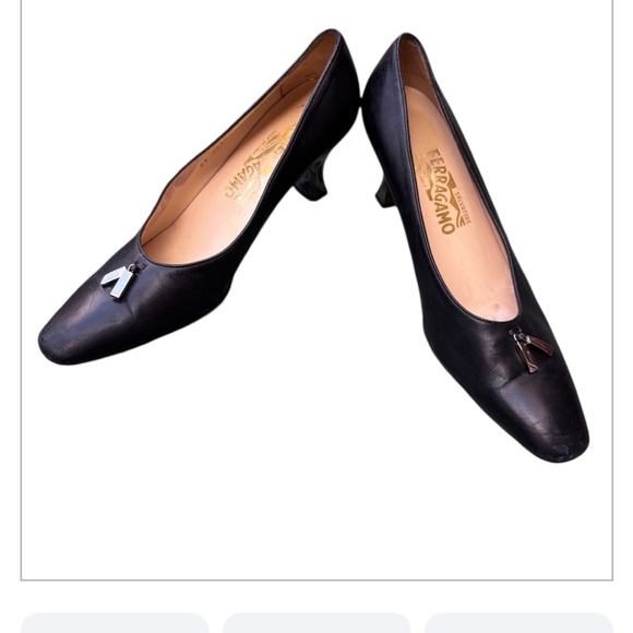 Vintage Salvatore Ferragamo Black Leather Heels Pumps Metallic heel 9 1/2 2A - Picture 10 of 13